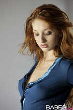 Michelle Amazing Redhead Girl Strips-00