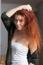Redhead Hottie Babe Mia Sol-02