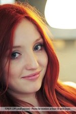 Redhead model Red Fox-01
