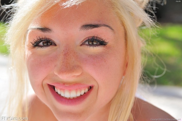 Cute Jayde Teasing-05