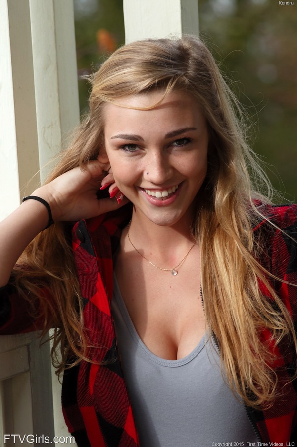 Kendra Sunderland College Freshman-01