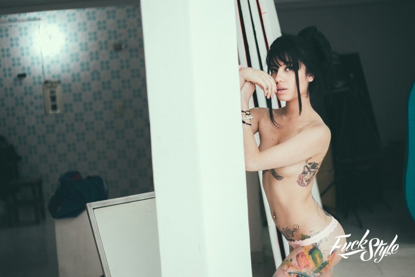 Hot Inked Teen Slut Jessica Alvarez Strips To Naked-08
