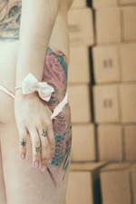 Hot Inked Teen Slut Jessica Alvarez Strips To Naked-01