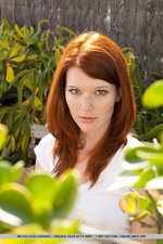 Mia Sollis Hot Redhead Girl Gets Naked Outside-04