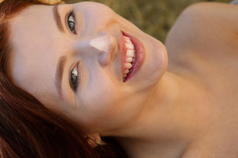 Bottomless Beautiful Smiled Teen-18