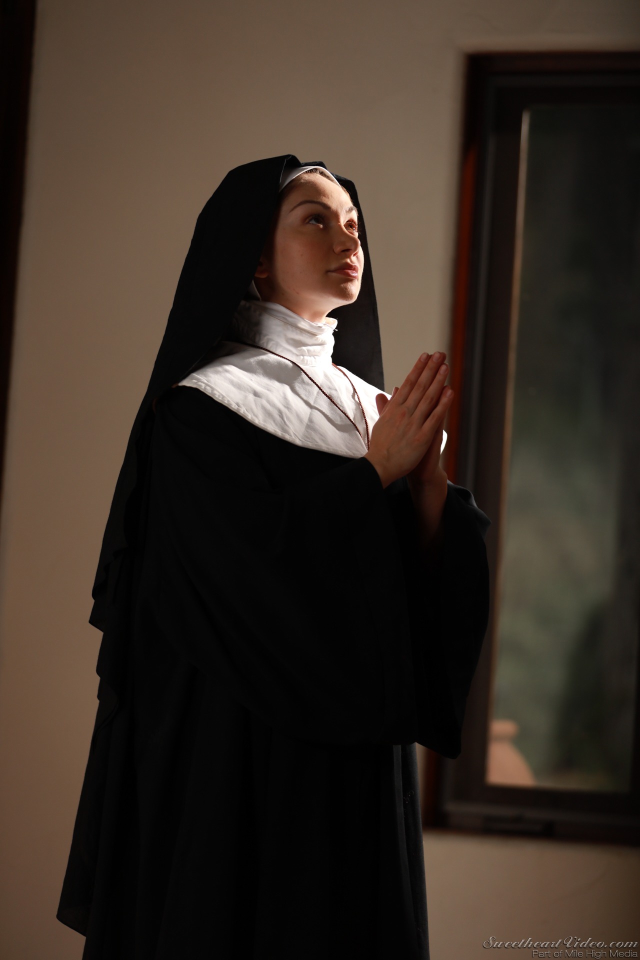 Confessions Of A Sinful Nun-01