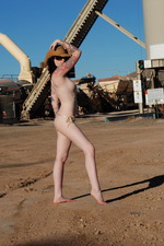 Perky Babe Barbie-04