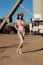 Perky Babe Barbie-08