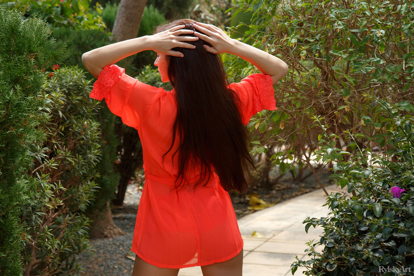 Berenice Brunette Babe Strips Outdoors-02