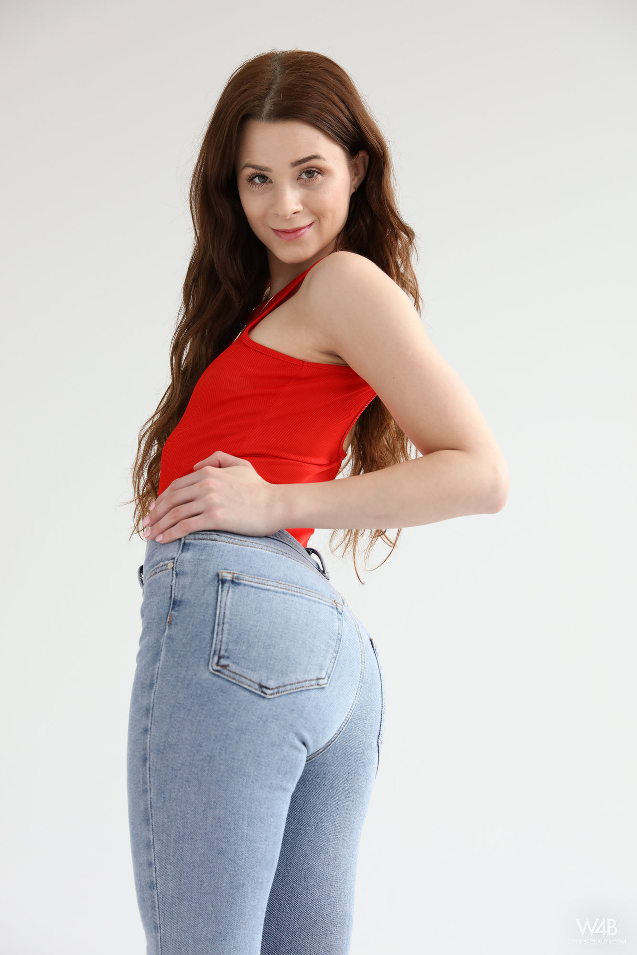 Casting Lu Divine-00