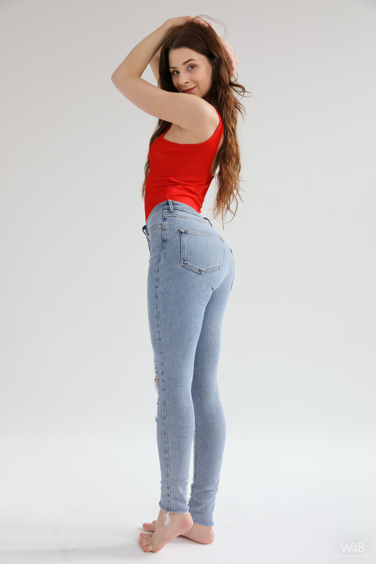 Casting Lu Divine-01