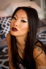 Asa Akira Gets Double Penetrated-02